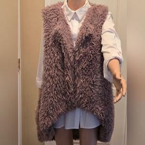 Mia Madison High-Low Plush Vest, Size 2X